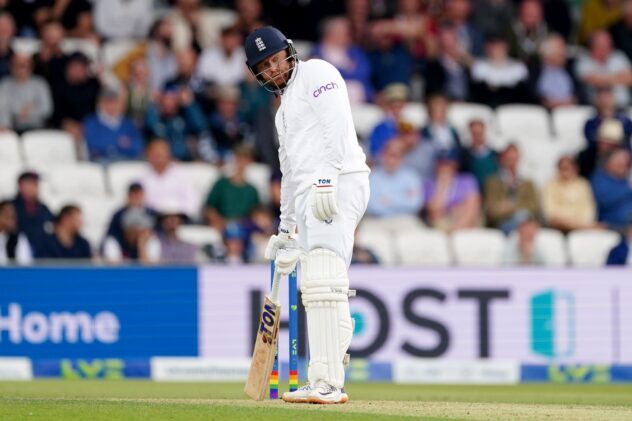 Bairstow to keep gloves as England name unchanged squad