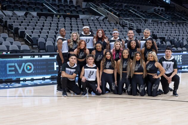 Calling all performers: Spurs Hype Squad holding open auditions