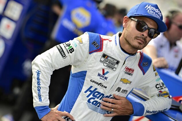 Larson: "I've been cost a lot of good finishes by (Hamlin)"