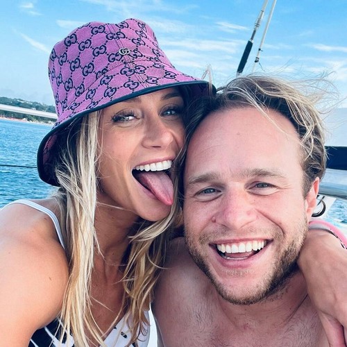 Olly Murs ties the knot with Amelia Tank