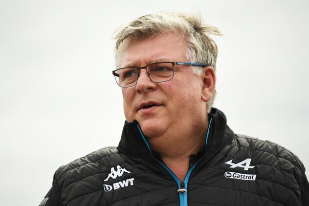 Otmar Szafnauer leaves Alpine F1 team principal role