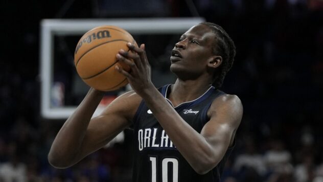 Suns trade Payne to Spurs, sign Bol Bol to 1-year contract, AP source says