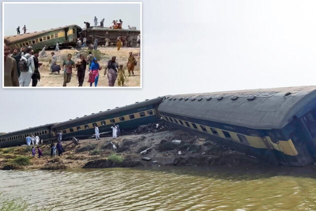At least 25 killed, 80 injured after train derails in southern Pakistan