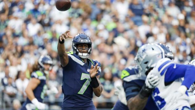 Seahawks get past Cowboys with TDs in 2nd quarter