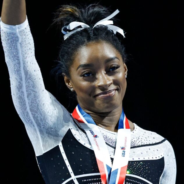 Simone Biles Makes Golden Return to Competitive Gymnastics After 2-Year Break - E! Online