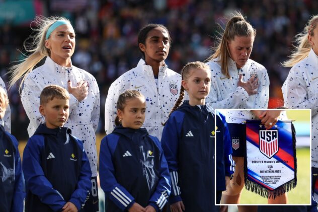USWNT largely silent during World Cup national anthem — again