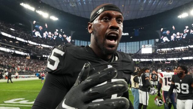 Chandler Jones trying to blackmail Raiders into letting him play?