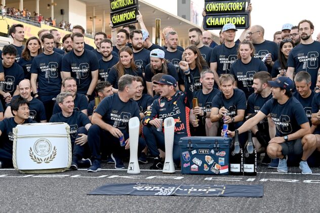 Horner: Red Bull must try to keep "riding the wave" of 2023 F1 success