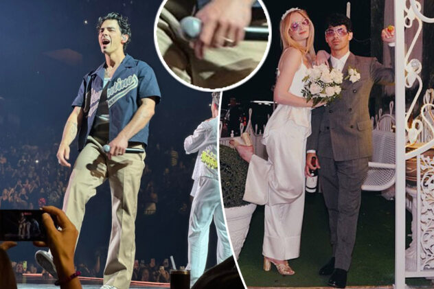 Joe Jonas wears wedding ring after news that he and Sophie Turner are heading for divorce