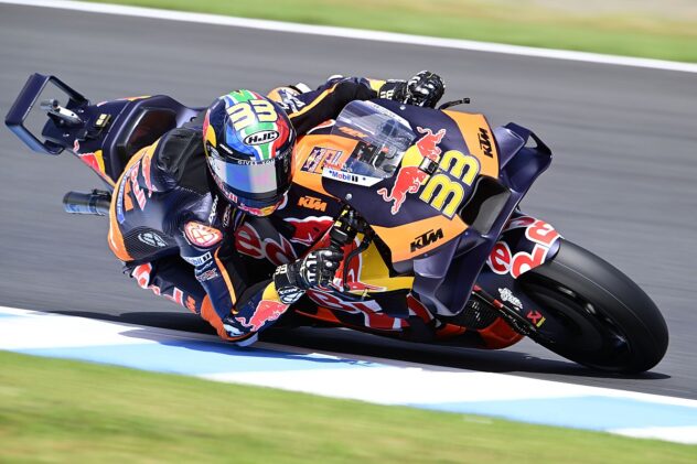 MotoGP Japanese GP: Binder beats lap record in FP2, Marquez and Quartararo crash