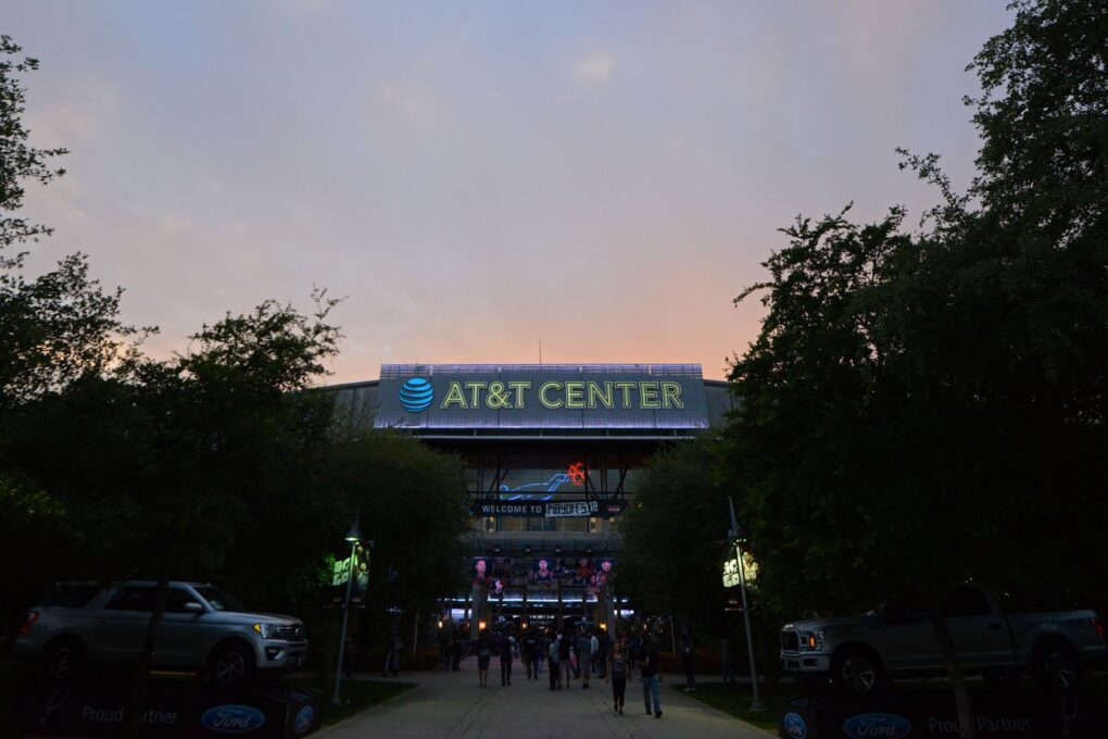 Open Thread: Spurs arena officially renamed Frost Bank Center