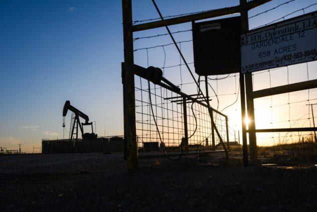 Texas leads the nation in oil production. What about industry-related deaths?