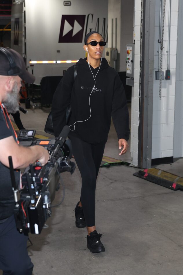 8 Key Moments from Game 3: Liberty Host Block Party, A’ja Wilson Rocks Black AF1s Before Dropping Double-Double