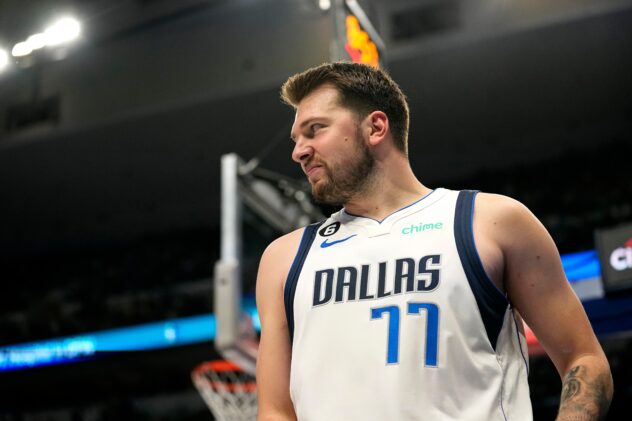 Doncic cleared to play in Mavericks’ season opener against Wembanyama, Spurs