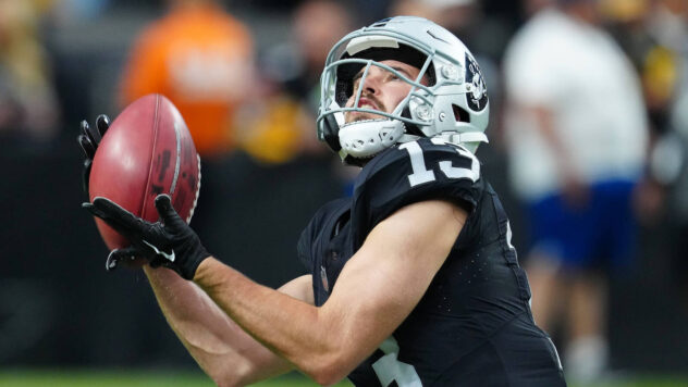 Hunter Renfrow The Odd Man Out If Raiders Are Trying To Add A Pass Rusher?