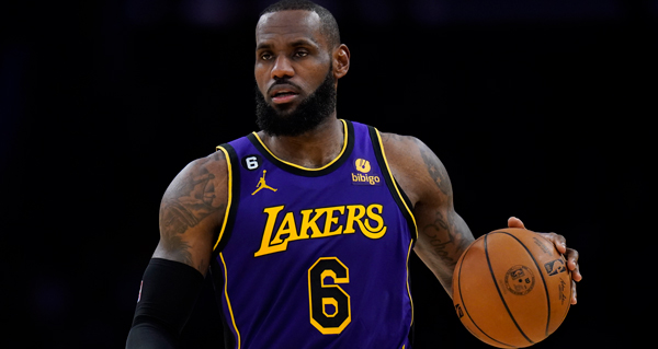 Lakers Plan To Limit LeBron James Minutes This Season