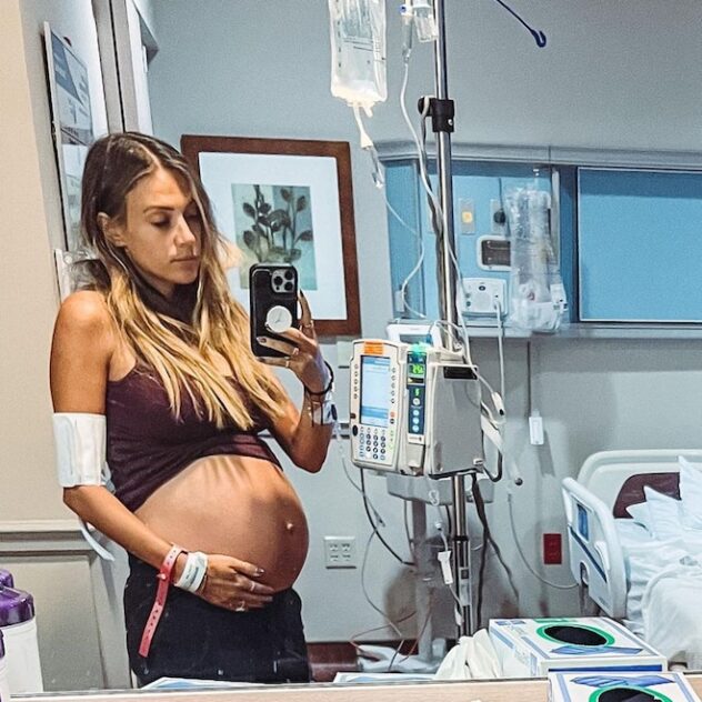 Pregnant Jana Kramer Hospitalized With Bacterial Infection in Kidneys