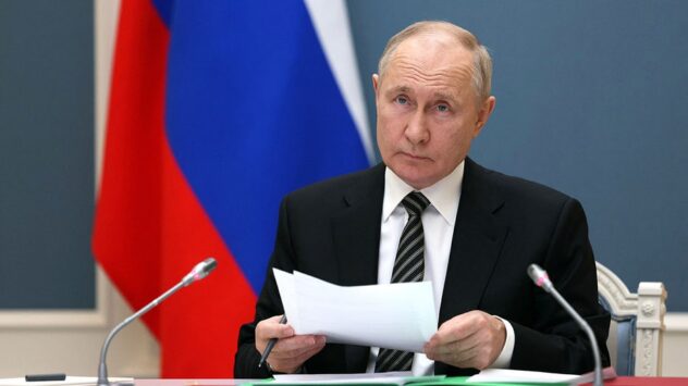 Putin oversees Russian military drill simulating 'massive retaliatory nuclear strike': reports