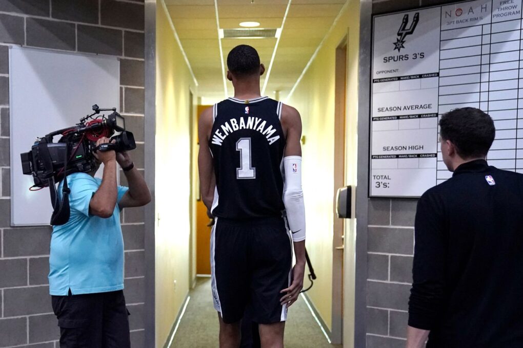 Spurs NBA 2K24 simulation: silver linings in a losing season