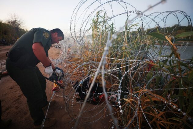 Texas sues to stop Border Patrol agents from cutting state’s razor wire at the border