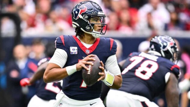 Top two '23 picks on display as Texans, Panthers meet