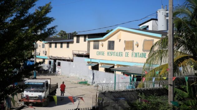 Haitian hospital surrounded by gang members; women, children held hostage