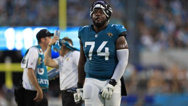 Jacksonville Jaguars Starting Tackle To Miss Significant Time With Knee Injury