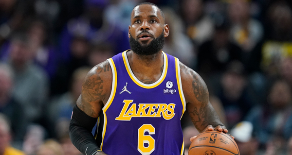 Lakers Sent Complaint To NBA About How LeBron James Is Being Officiated