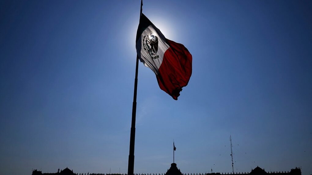 Mexico's Zapatista rebel movement says it is dissolving its 'autonomous municipalities'