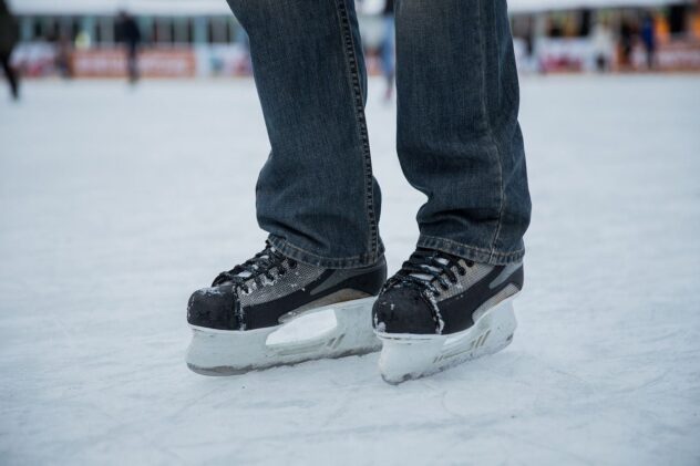 The ‘largest outdoor ice skating rink in Texas’ is now open in San Antonio