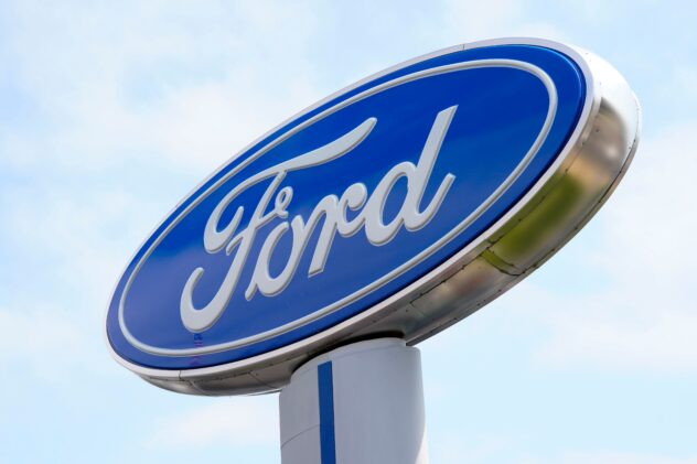 UAW members at the first Ford plant to go on strike vote overwhelmingly to approve new contract