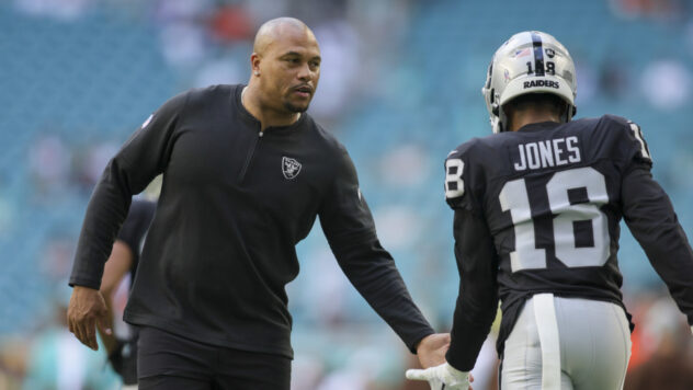 Raiders' Antonio Pierce and Jack Jones get emotional about one another's relationship