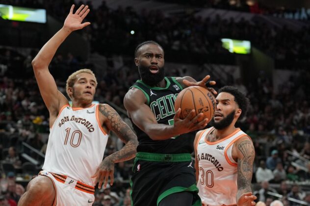 San Antonio vs. Boston, Final Score: Spurs end 2023 with a blowout loss to Celtics, 101-134