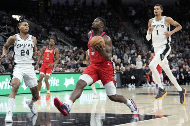 Spurs get embarrassed by hot-shooting Pelicans in blowout loss