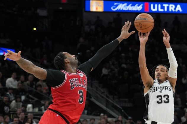 The greatest hits from the Spurs’ narrow home loss to the Bulls