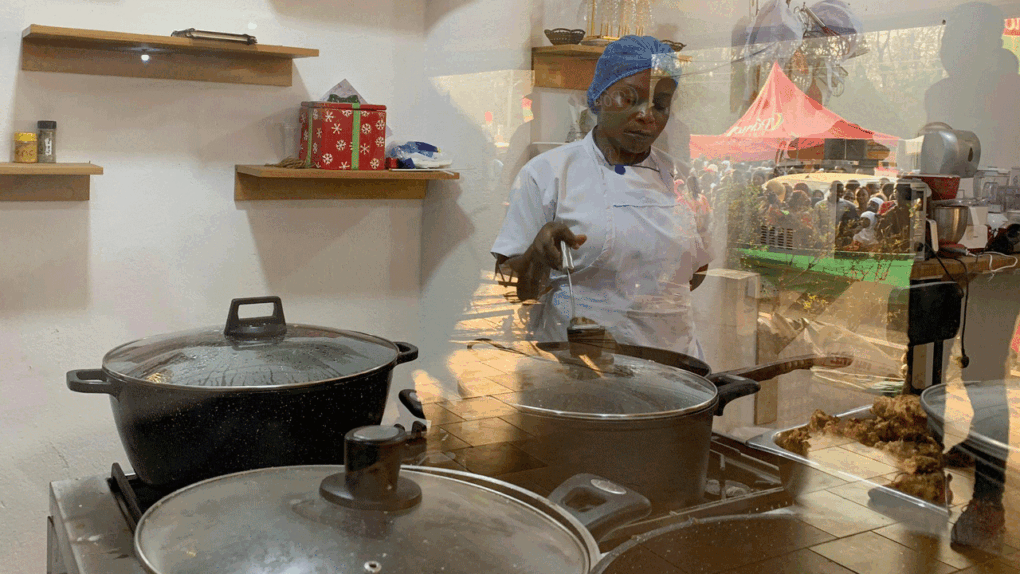 With banku and jollof rice, Ghanian chef tries to break world cook-a-thon record