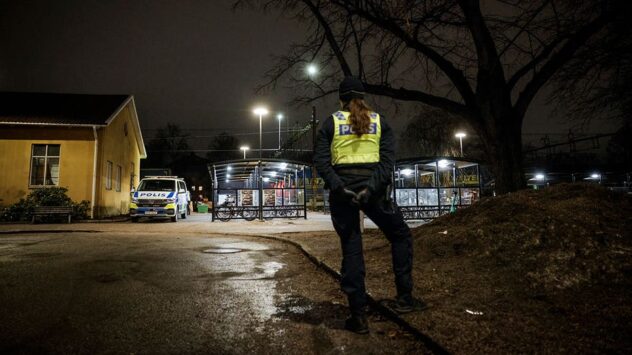 3 pedestrians killed by freight train at railway crossing in central Sweden