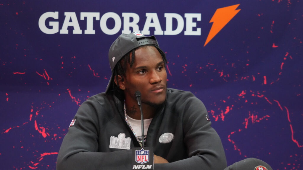 49ers' cornerback Charvarius Ward begins post-surgery rehab