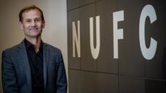 Ashworth on gardening leave amid Man Utd interest