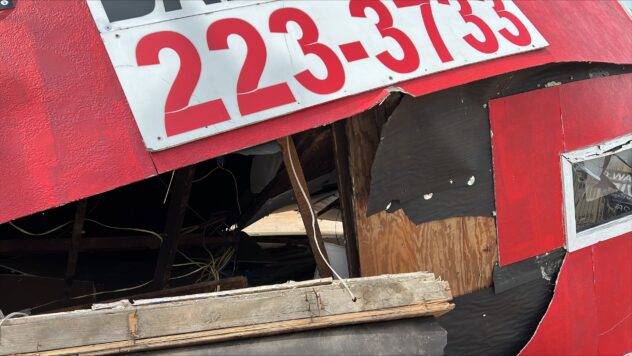 Building collapses on West Side, SAFD says strong winds may have been a factor