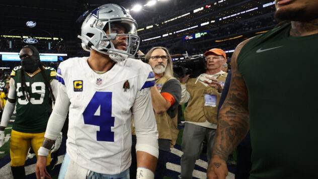 Can the Dallas Cowboys Keep Their Big Stars in the Offseason? Analyst Dives In