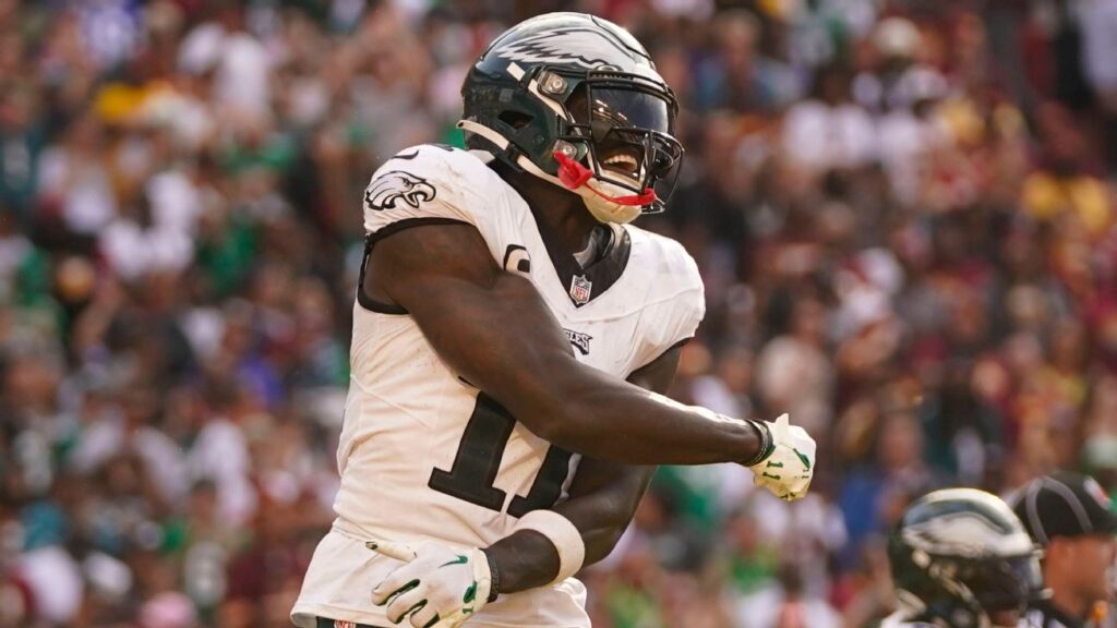 Eagles' Brown rips rumors: 'I want to be here'