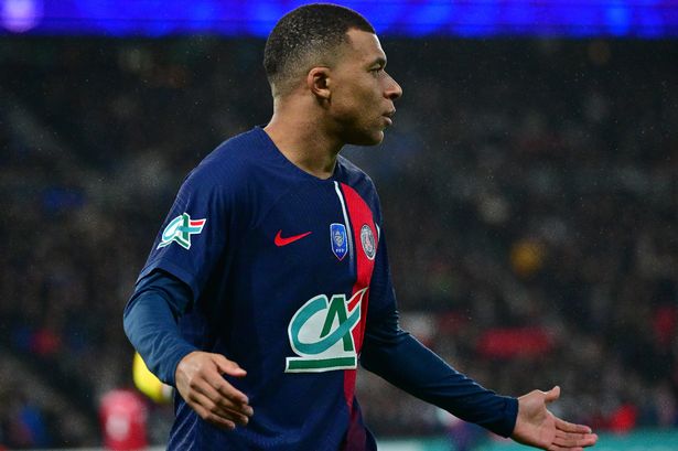 Kylian Mbappé 'open' to Arsenal after Liverpool approached as Newcastle braced for Man Utd offer
