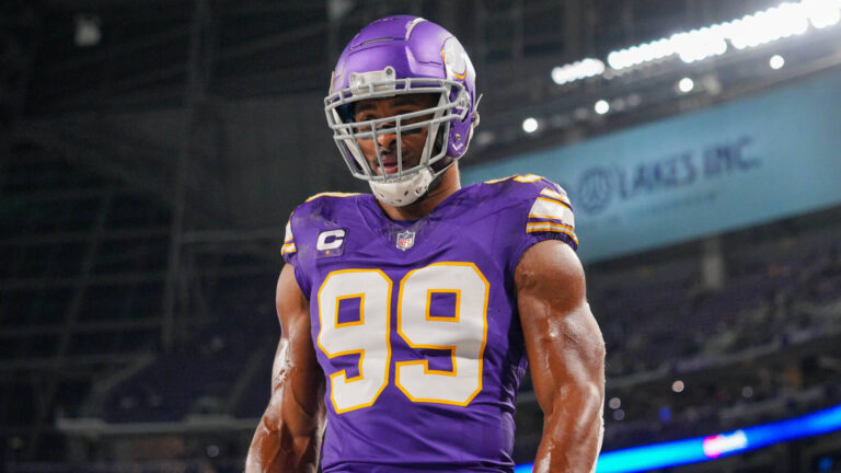 Los Angeles Rams Free Agency: Former NFL Exec Warns ‘Buyer Beware’ On This FA Edge Rusher