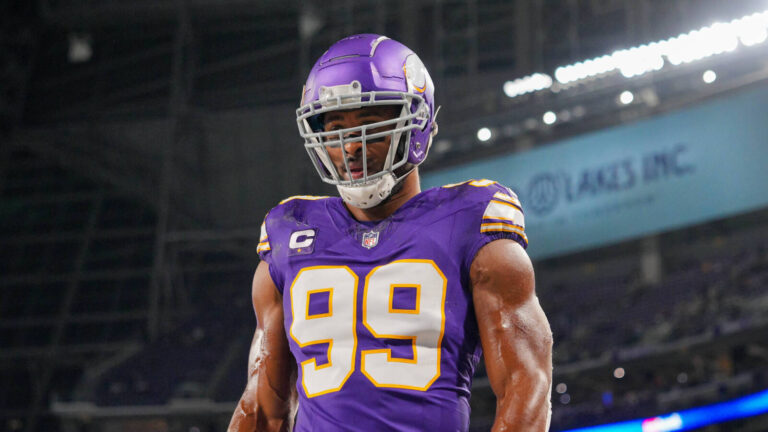 Los Angeles Rams Named Best Team Fit For Star EDGE Rusher