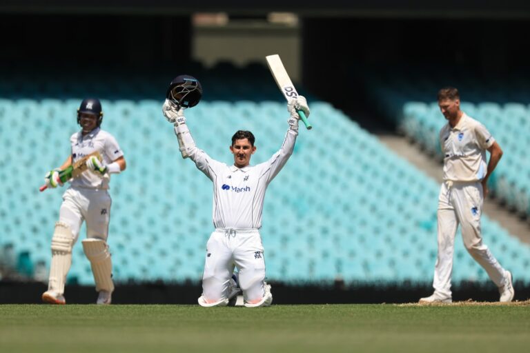 Maddinson dominates again, Pucovski unbeaten on 69
