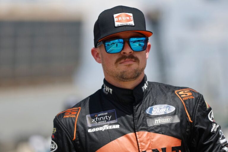 Mason Massey to run full NASCAR Truck schedule