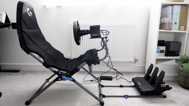 Moza R5 Bundle + PlaySeat Challenge X review: two great entry-level choices for PC sim racing