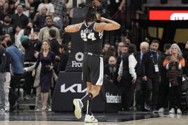 Open Thread: Why Devin Vassell wears number 24