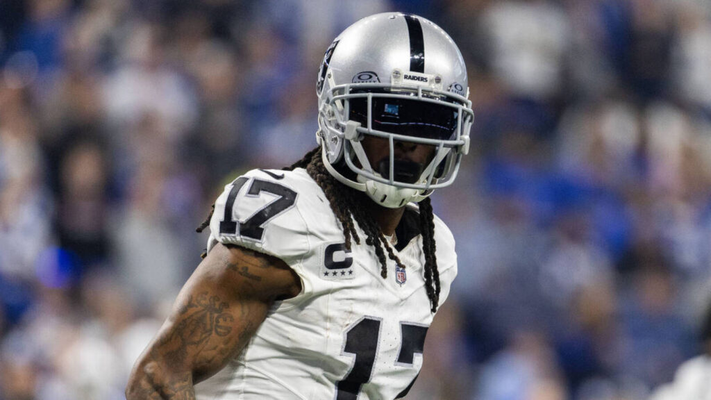 Raiders GM shuts down Davante Adams trade rumors with three words